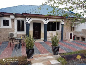 A quite cozy furnished house near the beach side